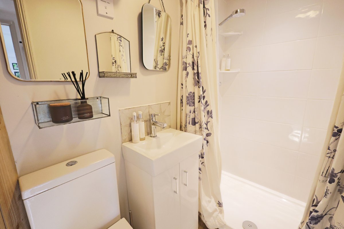 7 bedroom house, Wilton Mill Farm & Cottages, Pelynt PL13 - Sold