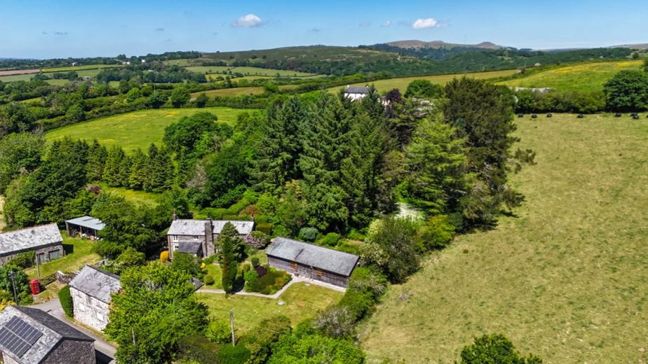 3 bedroom house, Lovaton, Yelverton PL20 - Available