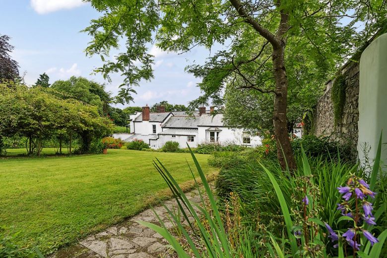 14 bedroom house, Landkey Road, Barnstaple EX32 - Available