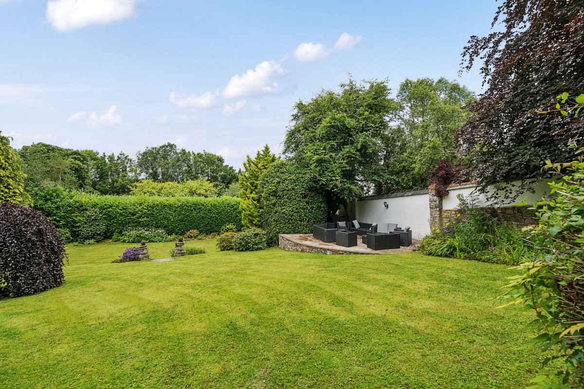 14 bedroom house, Landkey Road, Barnstaple EX32 - Available