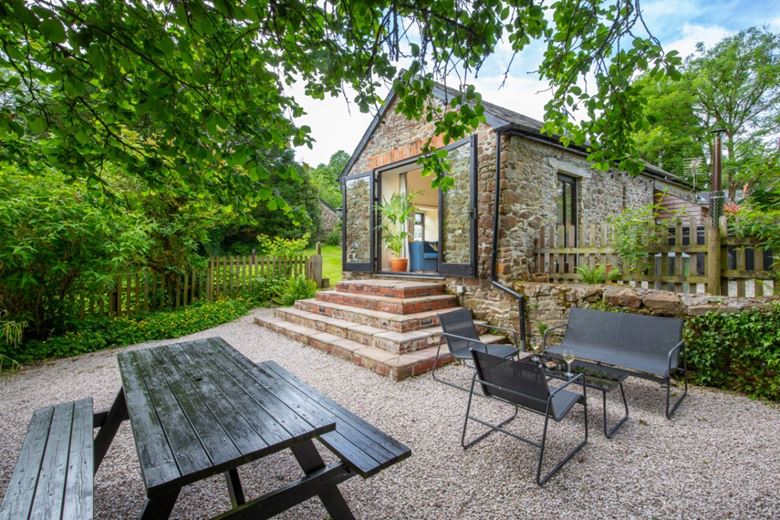 4 bedroom house, Cookbury Court, Cookbury EX22 - Available