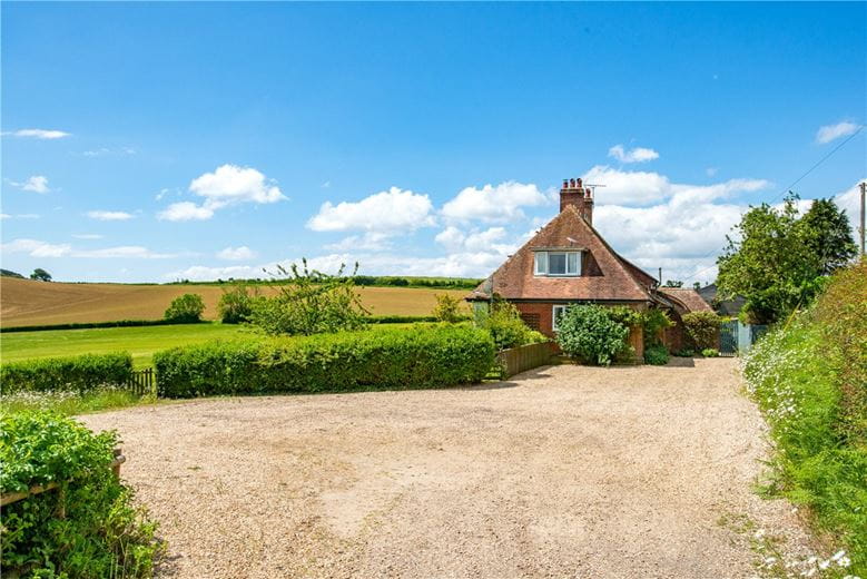 258 acres House, Symondsbury, Bridport DT6 - Available