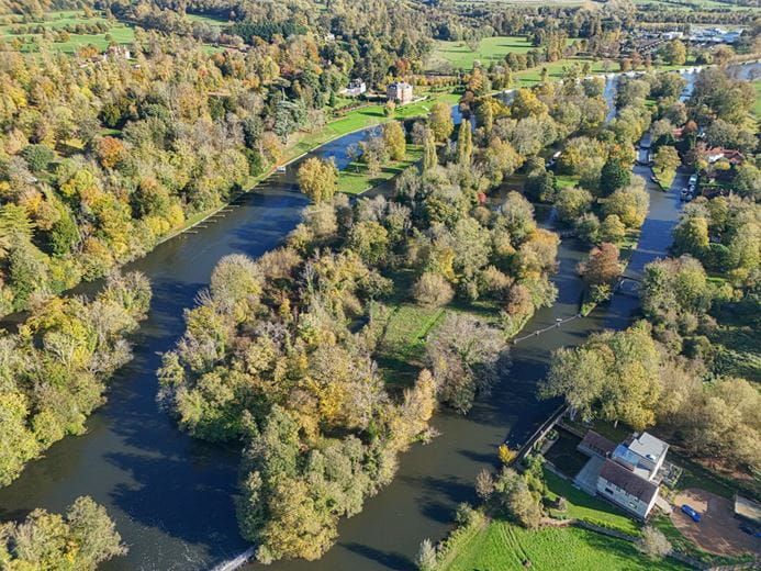  Land, Hurley Lock, Hurley SL6 - Available