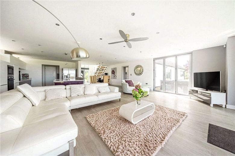 5 bedroom house, Lower Weare, Axbridge BS26 - Available