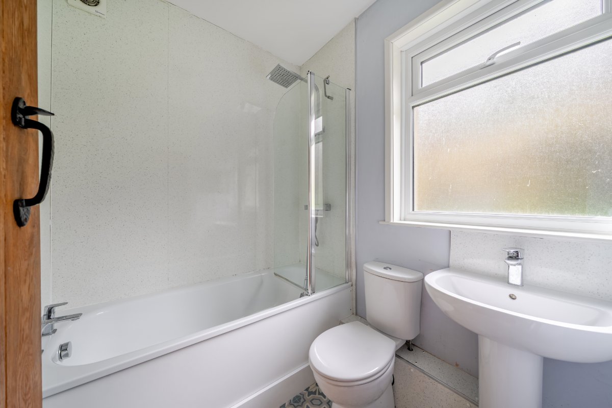 3 bedroom bungalow, Mendip Road, Stoke St. Michael BA3 - Available