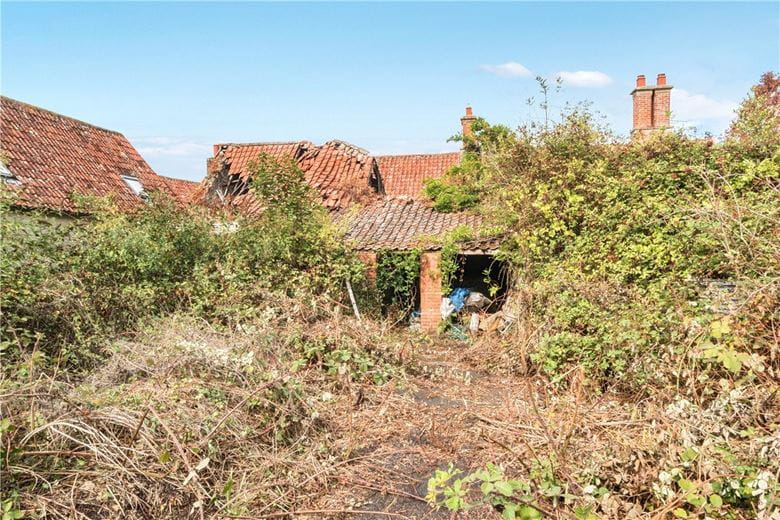 6 bedroom house, Lot 1 The Old House, Old School Lane TA7 - Available