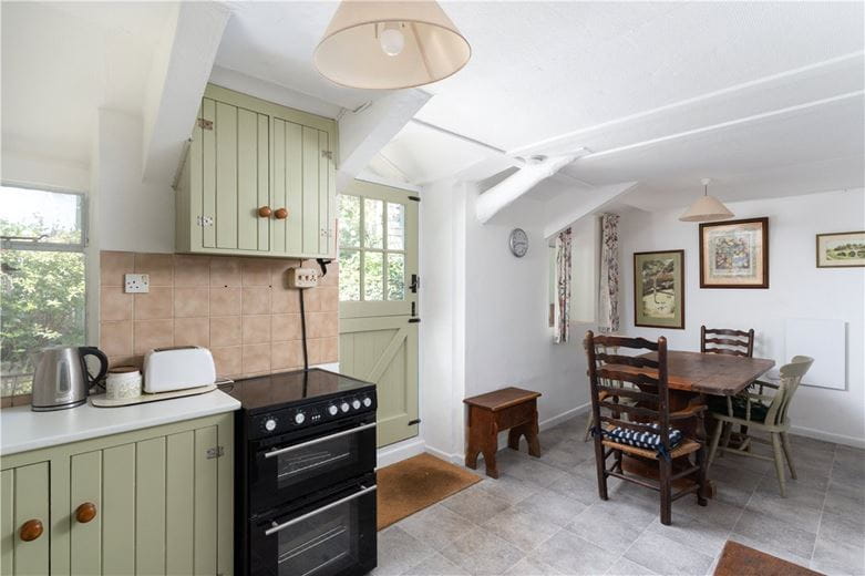 2 bedroom cottage, Chapel Amble, Wadebridge PL27 - Available