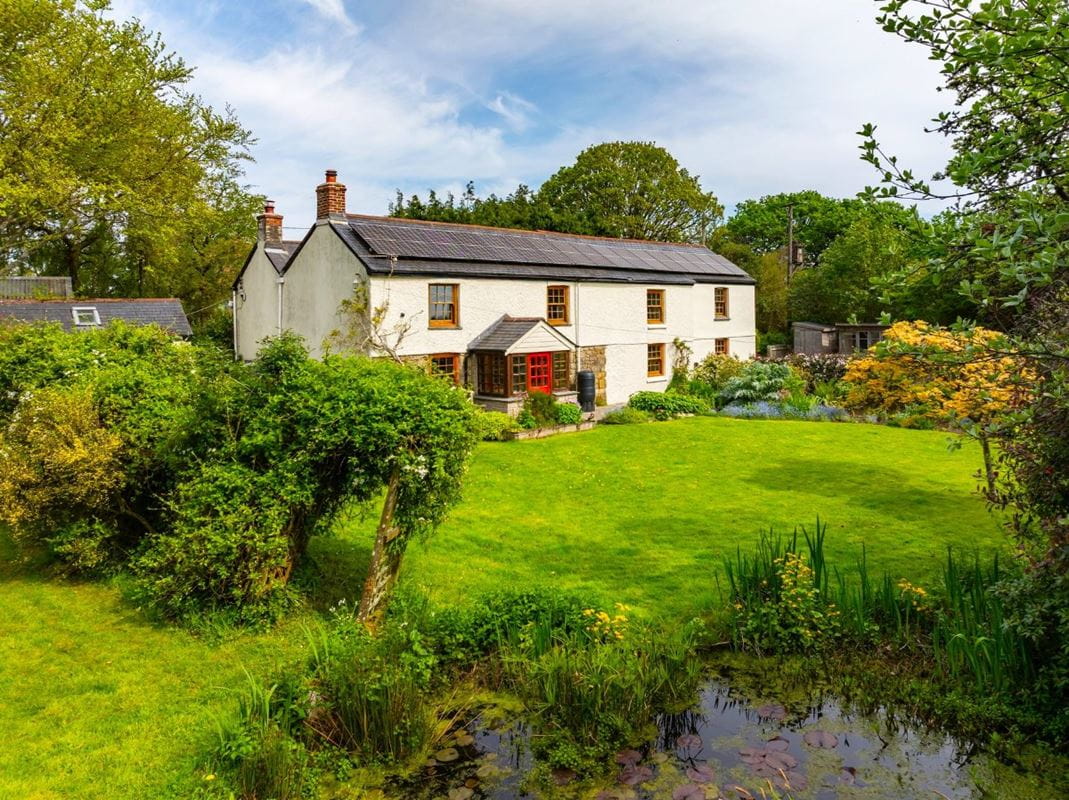 5.9 acres Farm, Pulla Cross, Truro TR4 - Sold STC