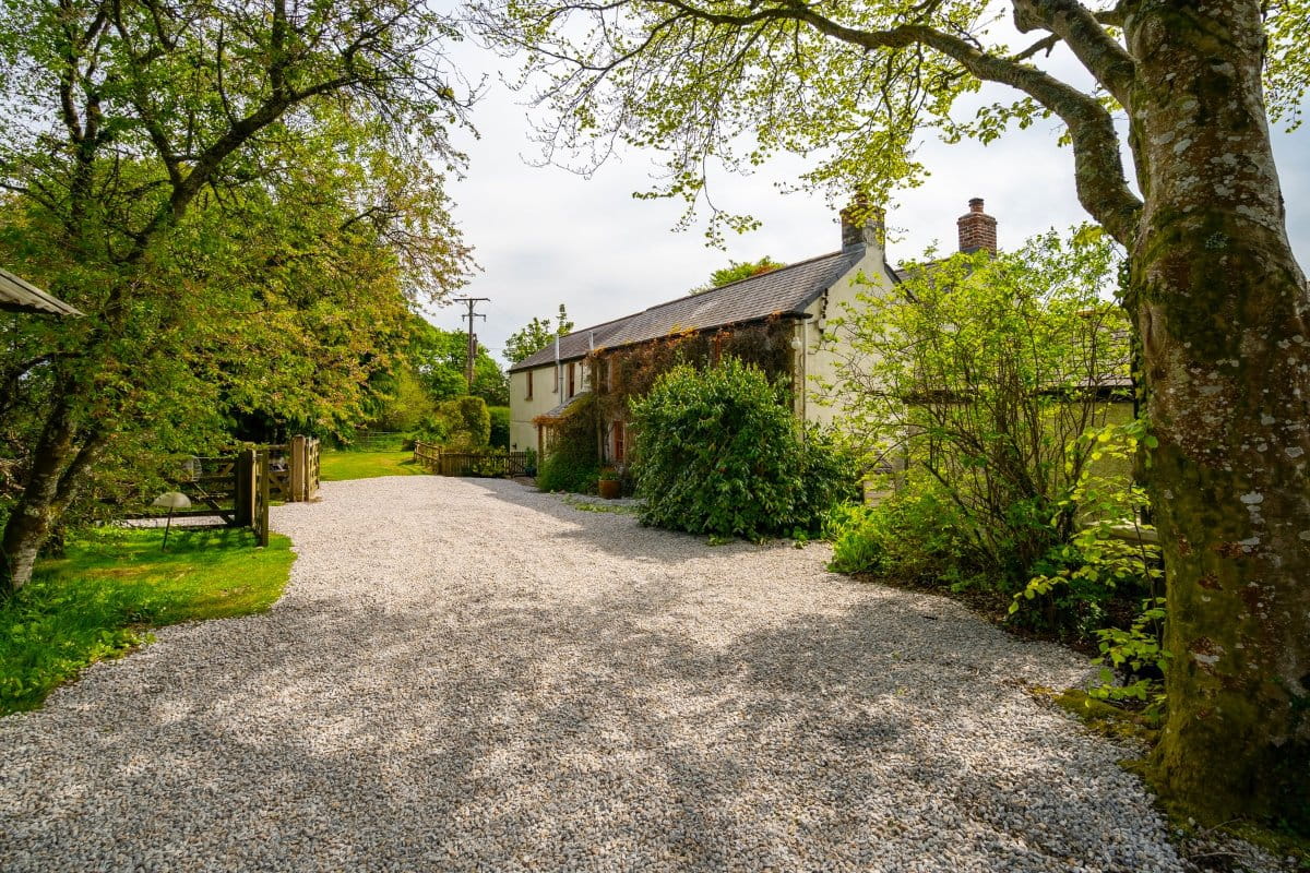 5.9 acres Farm, Pulla Cross, Truro TR4 - Sold STC