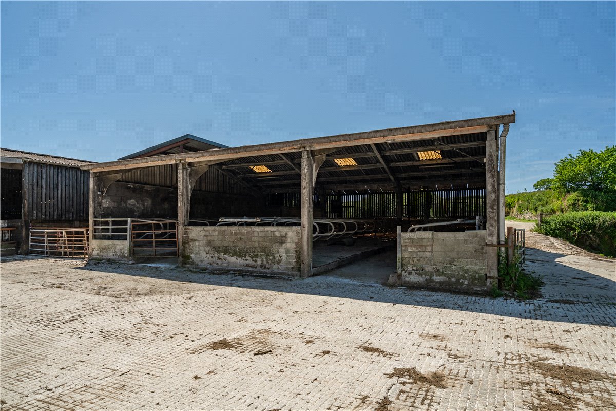 101.7 acres House, Liskeard, Cornwall PL14 - Under Offer