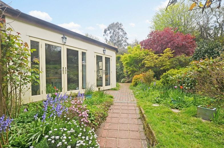 6.8 acres Farm, Hale Mills, Twelveheads TR4 - Available