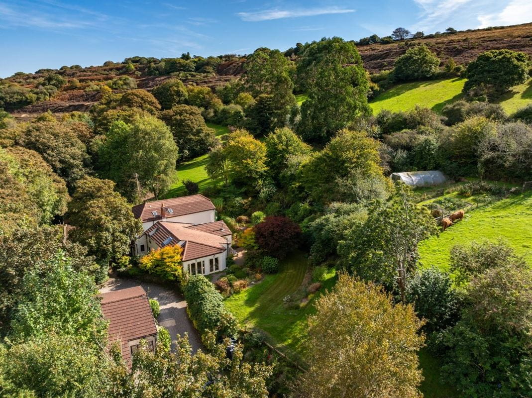 6.8 acres Farm, Hale Mills, Twelveheads TR4 - Available