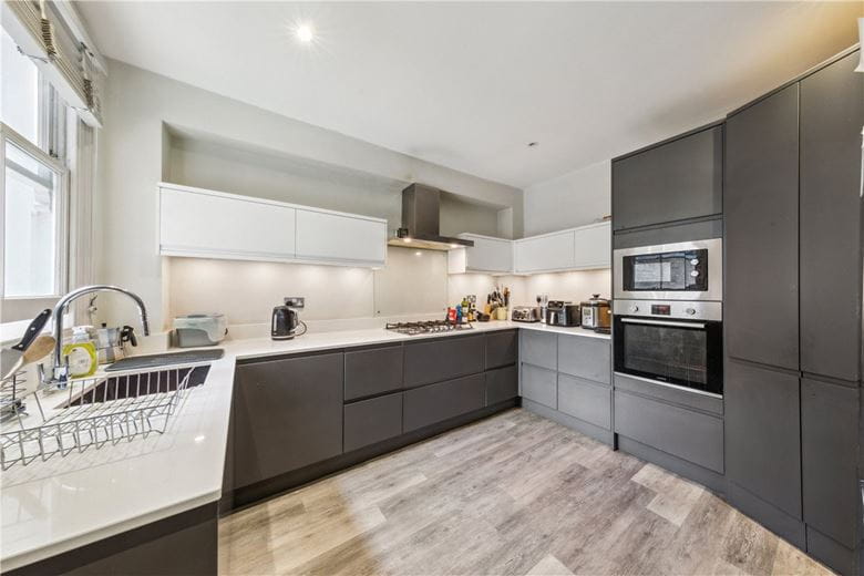 4 bedroom house, Rowfant Road, Balham SW17 - Available
