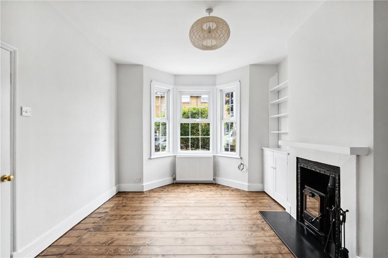 2 bedroom house, Beechcroft Road, London SW17