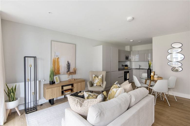 1 bedroom flat, Greyhound Parade, Wimbledon Grounds, London SW17