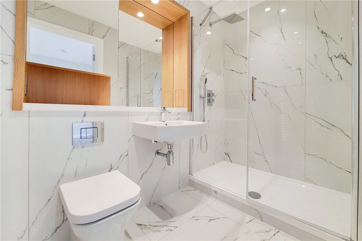 3 bedroom flat, Greyhound Parade, Wimbledon Grounds, London SW17