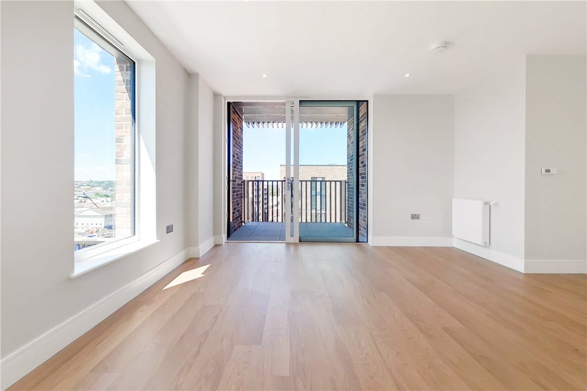 1 bedroom flat, Greyhound Parade, Wimbledon Grounds, London SW17