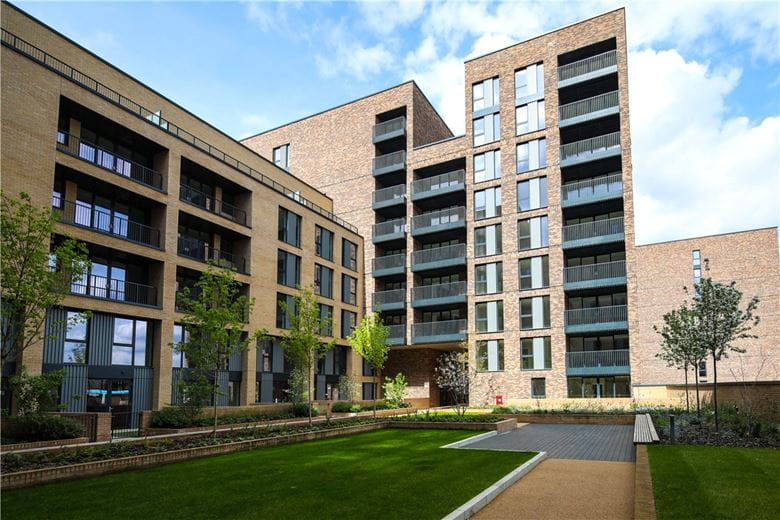 1 bedroom flat, Greyhound Parade, Wimbledon Grounds, London SW17