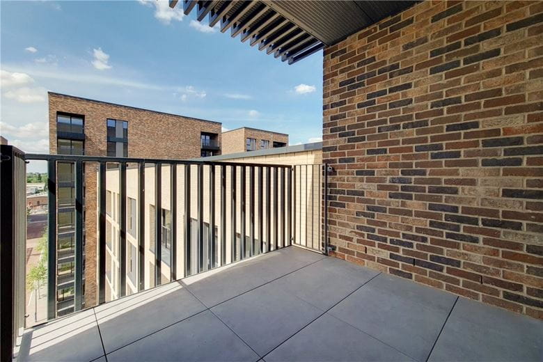 1 bedroom flat, Greyhound Parade, Wimbledon Grounds, London SW17