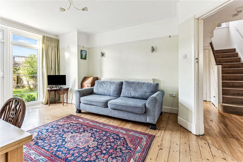 4 bedroom house, Titchwell Road, London SW18 - Available