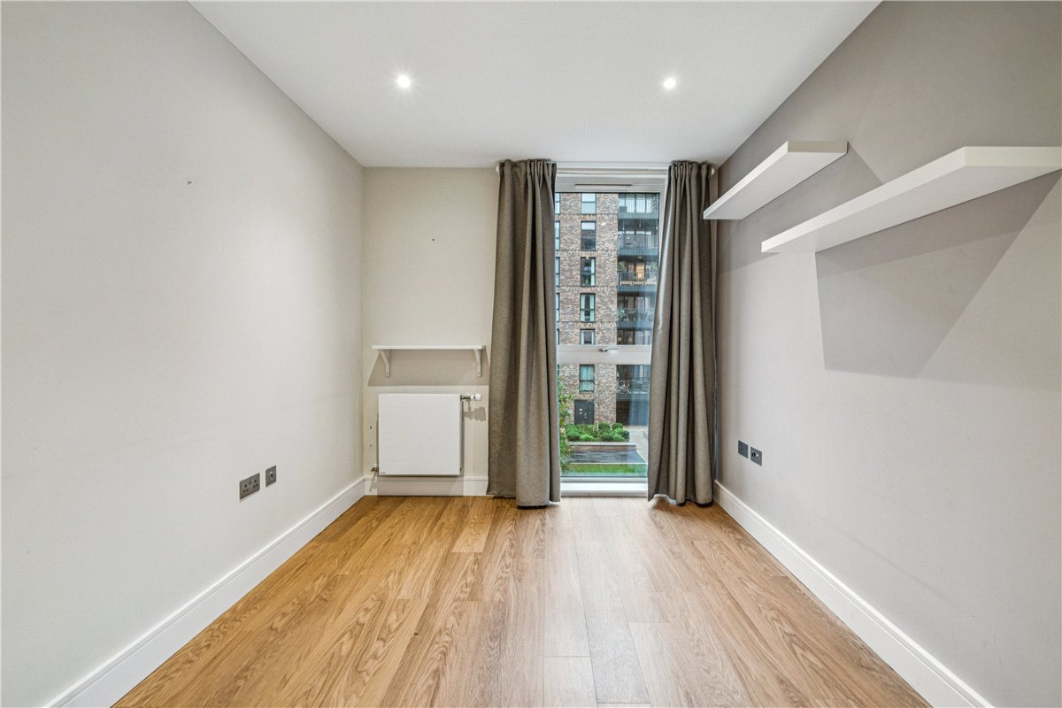 2 bedroom flat, Wimbledon Grounds, London SW17 - Available