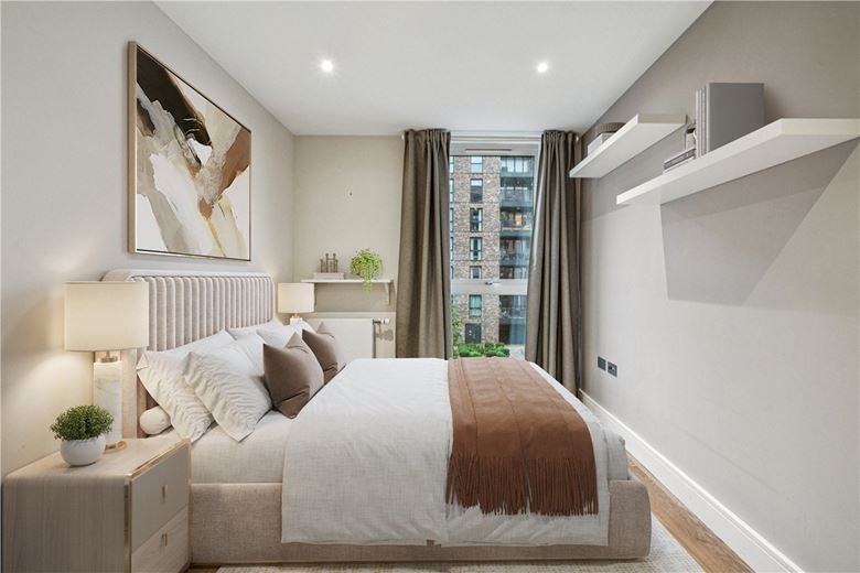 2 bedroom flat, Wimbledon Grounds, London SW17 - Available