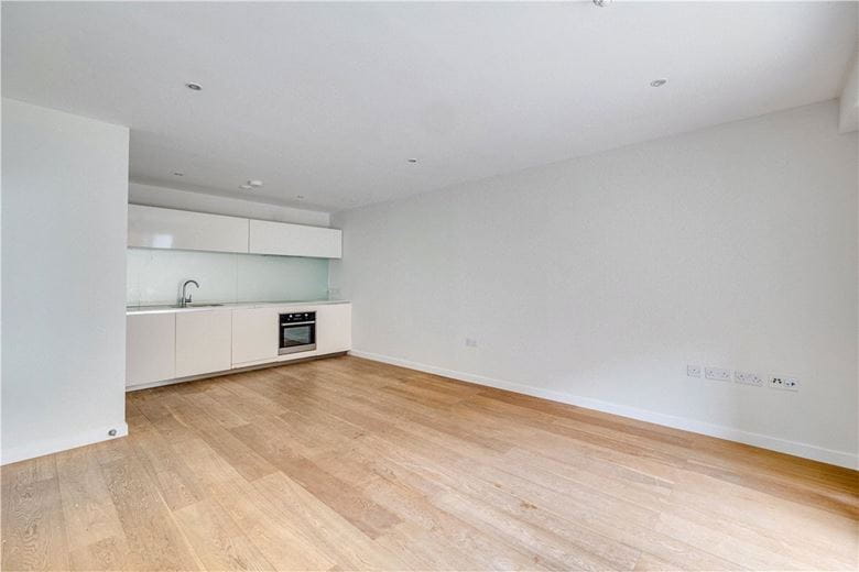 1 bedroom flat, Hardwicks Square, London SW18 - Available