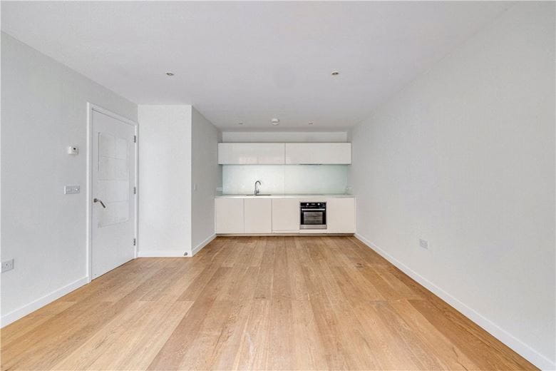 1 bedroom flat, Hardwicks Square, London SW18 - Available