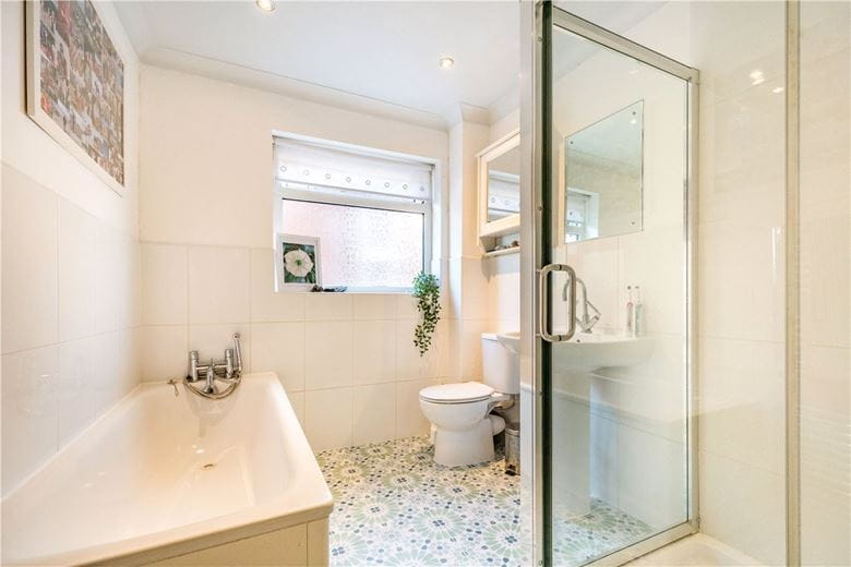 6 bedroom house, Stoke Lane, St Mary Bourne SP11 - Available