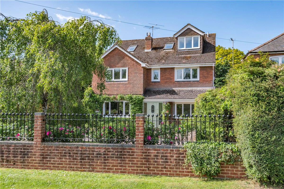 6 bedroom house, Stoke Lane, St Mary Bourne SP11 - Available