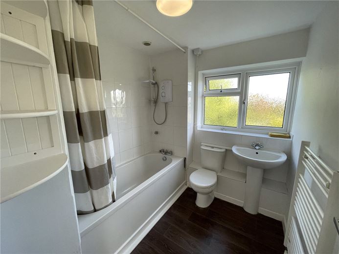 3 bedroom house, Stoke Charity Road, Kings Worthy SO21