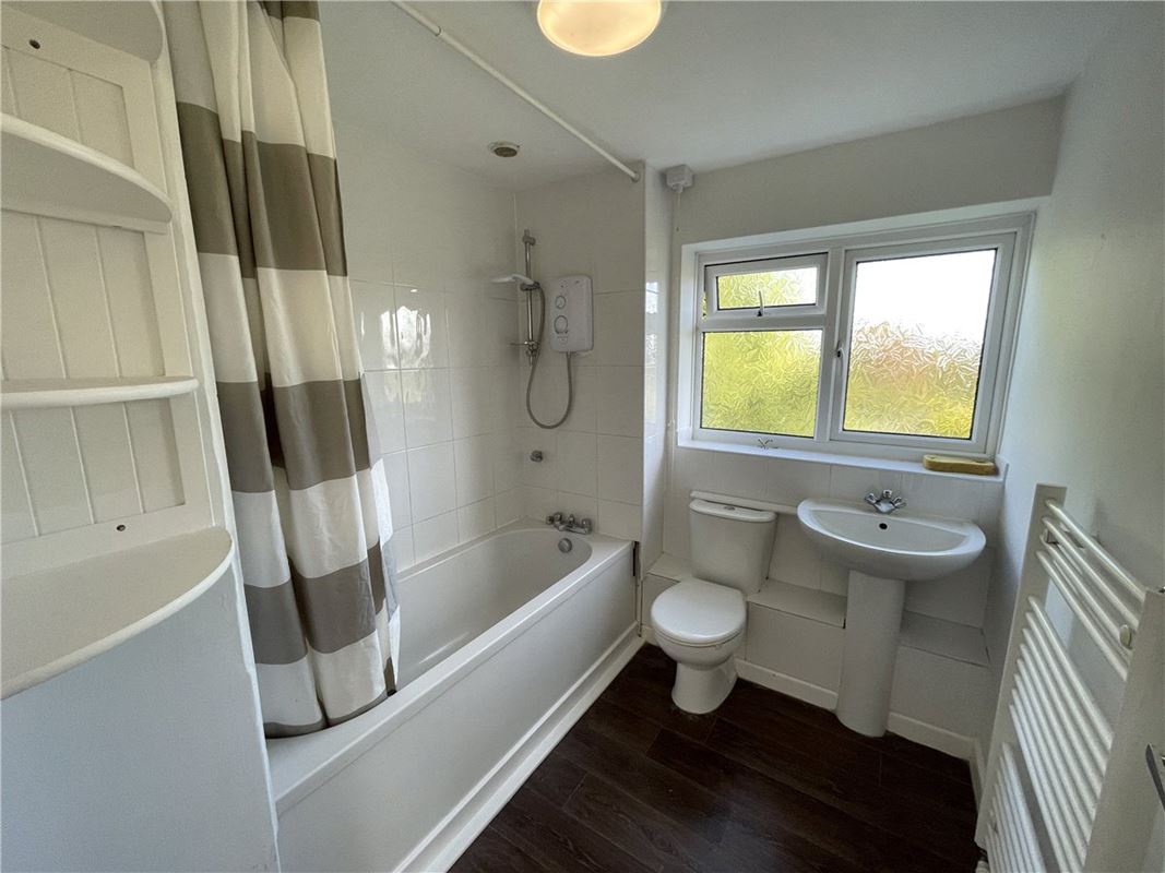 3 bedroom house, Stoke Charity Road, Kings Worthy SO21