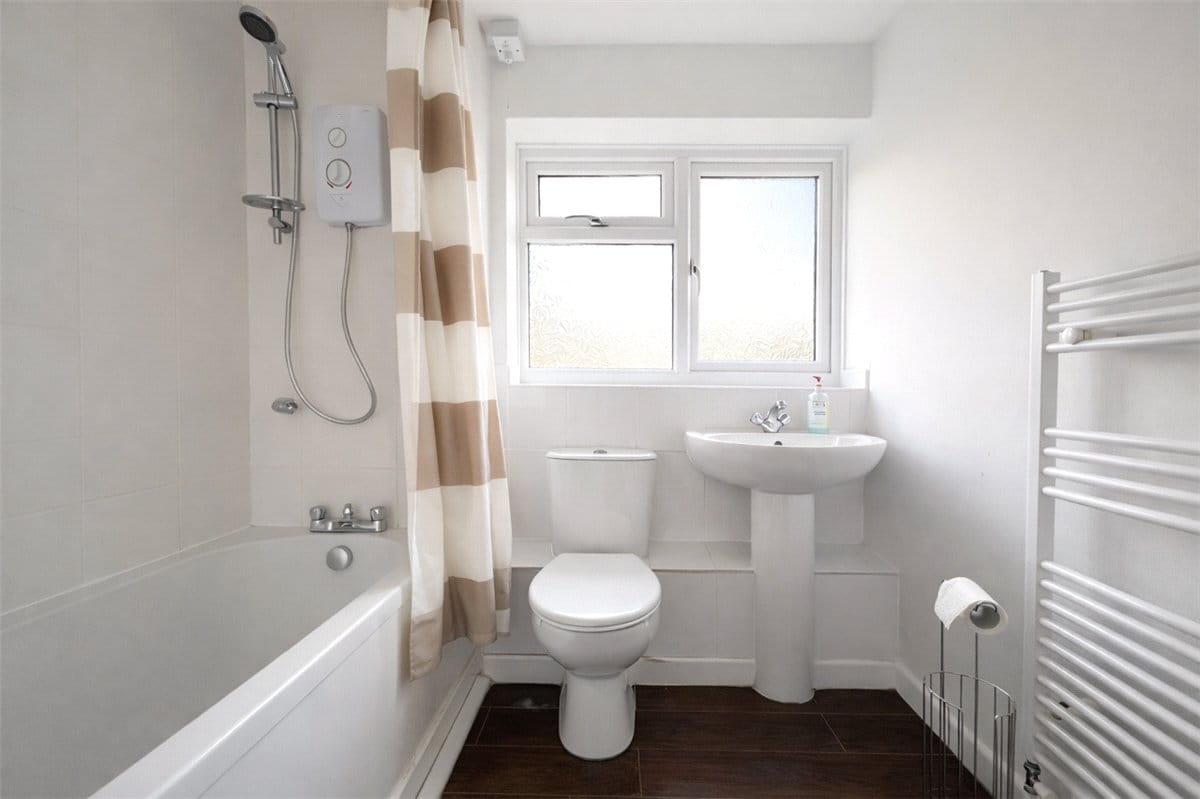 3 bedroom house, Stoke Charity Road, Kings Worthy SO21 - Available