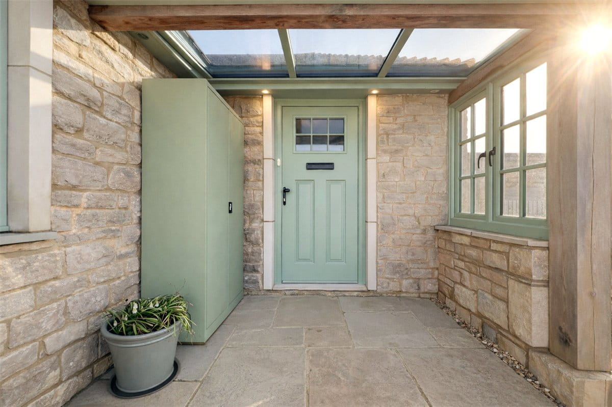 3 bedroom bungalow, Worth Matravers, Swanage BH19 - Available