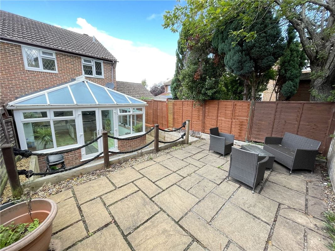 3 bedroom house, Wesley Road, Kings Worthy SO23