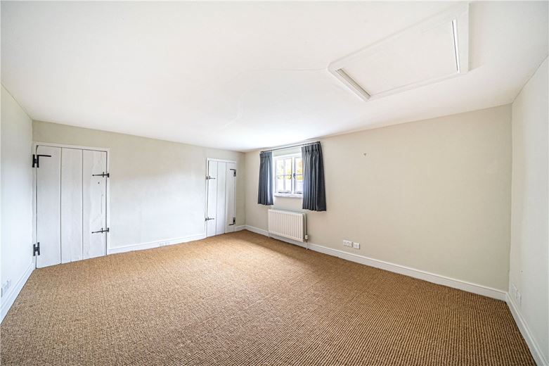 4 bedroom house, North Park Farm, Little Somborne SO20 - Available