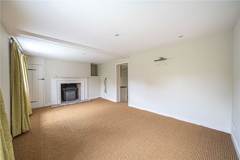 4 bedroom house, North Park Farm, Little Somborne SO20 - Available