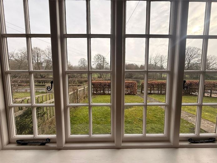 3 bedroom cottage, Tichborne, Alresford SO24 - Available