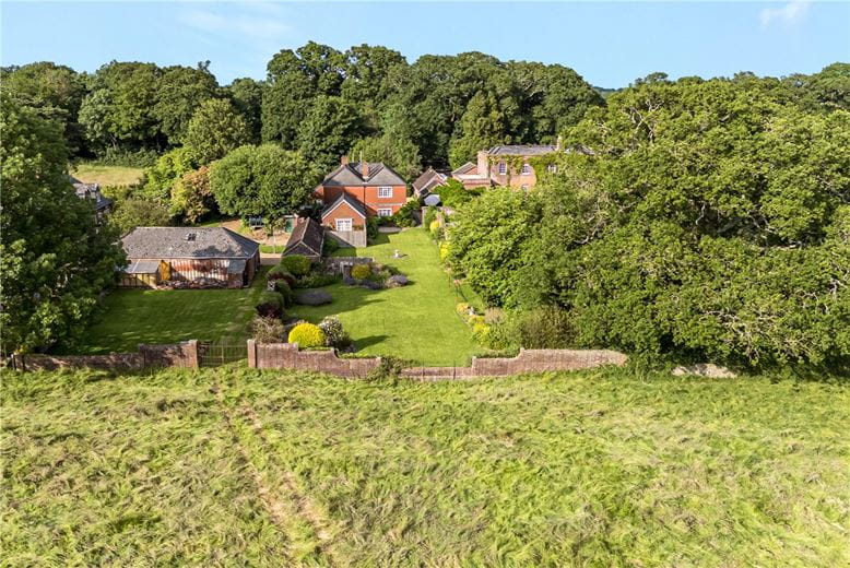 6 bedroom house, Winchester Road, Botley SO32 - Available