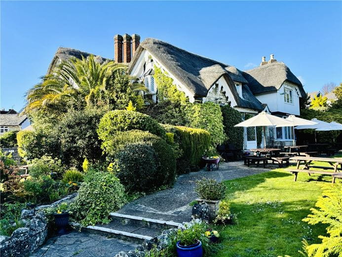 5 bedroom house, Eastcliff Road, Shanklin PO37 - Available