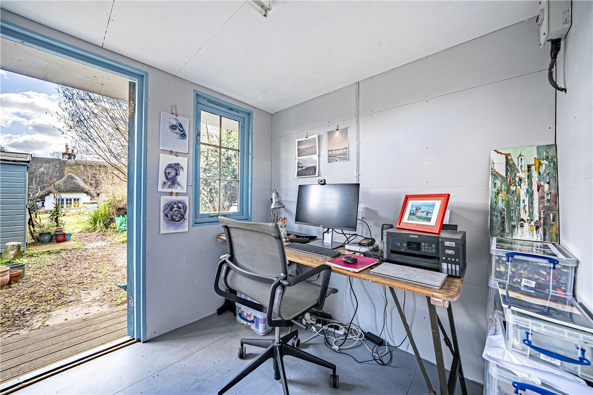 1 bedroom house, Duke Street, Micheldever SO21 - Available