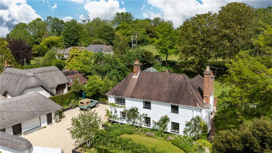 5 bedroom house, Penton Mewsey, Andover SP11 - Available