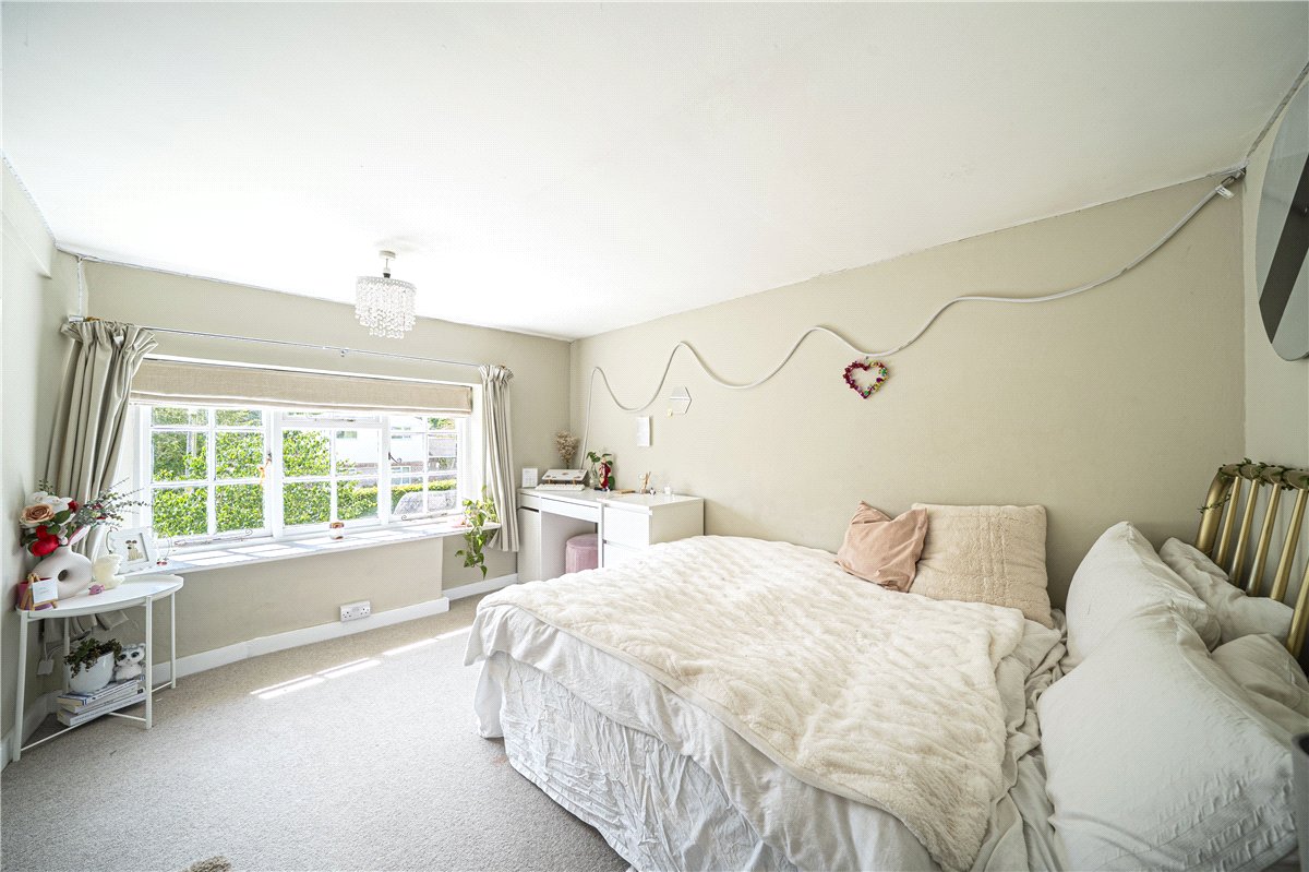 5 bedroom house, Penton Mewsey, Andover SP11 - Available