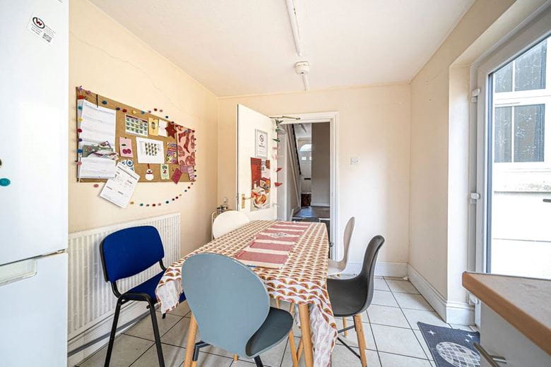 2 bedroom house, Romsey Road, Winchester SO22 - Available