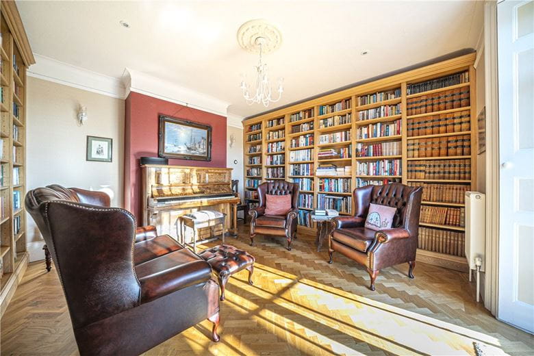 4 bedroom house, Bell Street, Whitchurch RG28 - Available