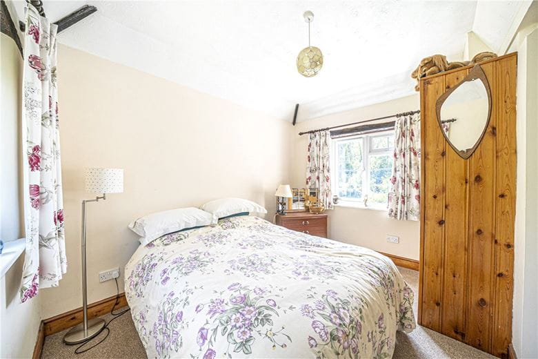 3 bedroom house, Marsh Court, Stockbridge SO20 - Sold STC