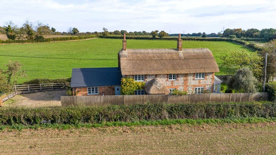 4 bedroom house, Clanville, Andover SP11 - Available