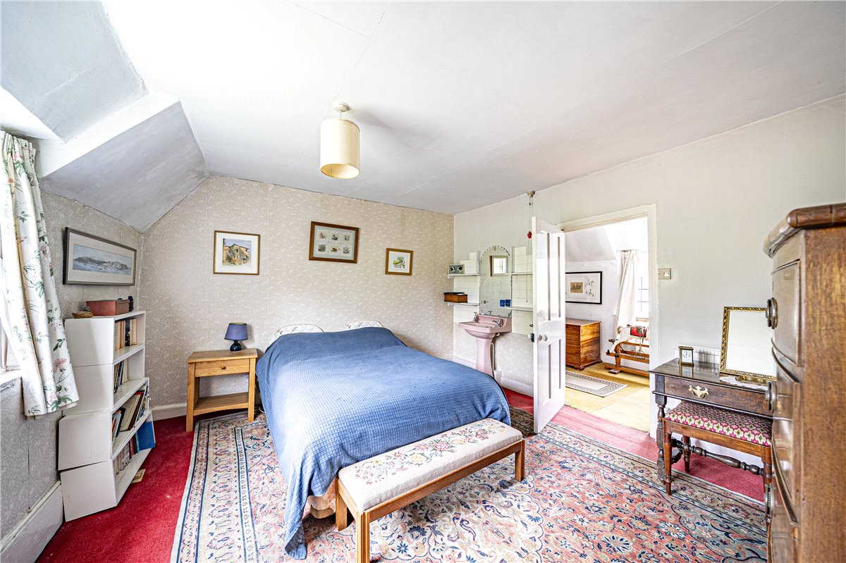 4 bedroom house, Farley Street, Nether Wallop SO20 - Available