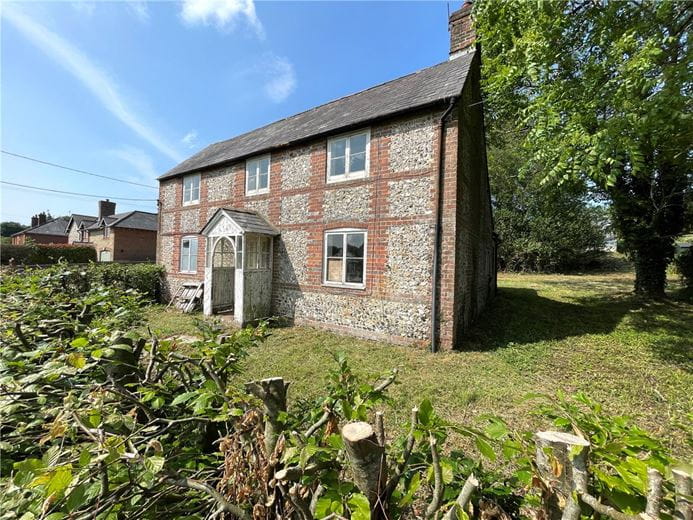 3 bedroom house, Ladycroft, Alresford SO24 - Sold STC