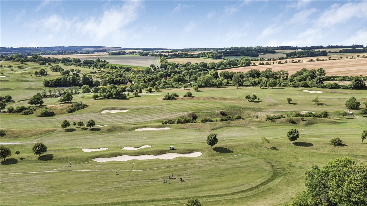 4 bedroom house, Old Kennels Lane, Winchester SO22 - Available